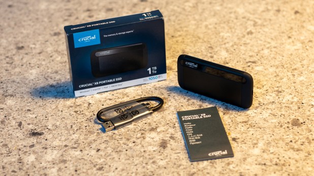 Đánh giá ổ di động SSD Crucial X8 Portable  (1TB)
